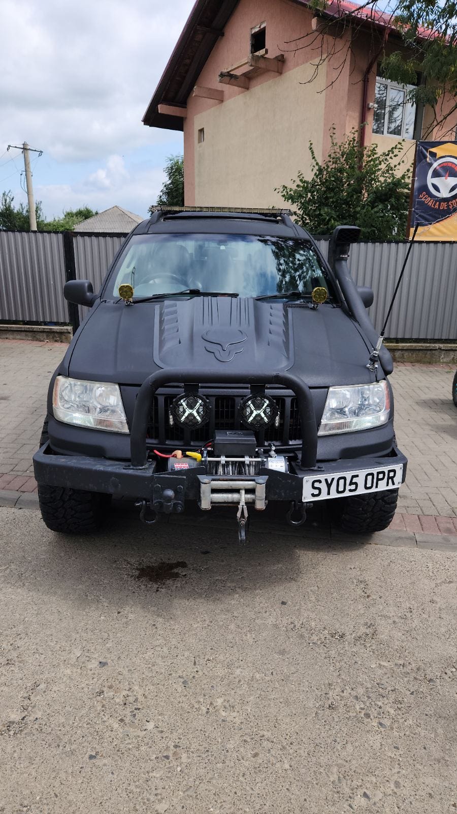 2005 grand cherokee 4.7 v8